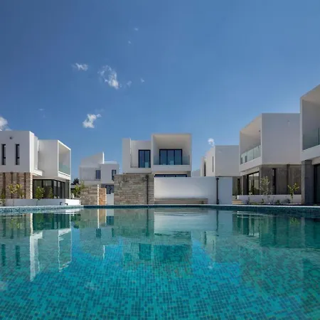 Avalon 1 1 Communal Pool Paphos