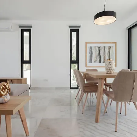 וילה Avalon 1 1 Communal Pool פאפוס