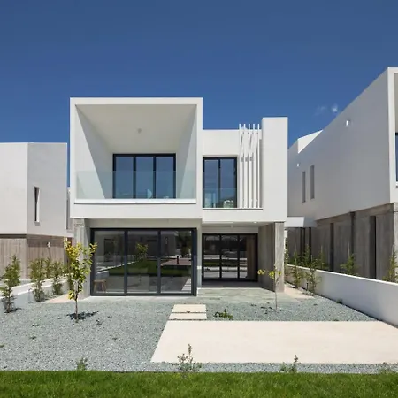 Avalon 1 1 Communal Pool ヴィラ